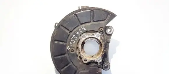 Front wheel hub