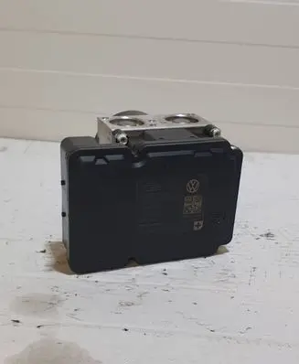 Volkswagen Touran II ABS Pump 1K0907379AT 10061935561 10096103363