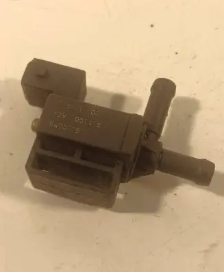 Volvo S60 Turbo solenoid valve 9470775 00T178 72251702