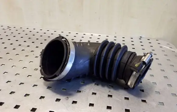 Audi A5 8T 8F Air intake duct part 06H129629