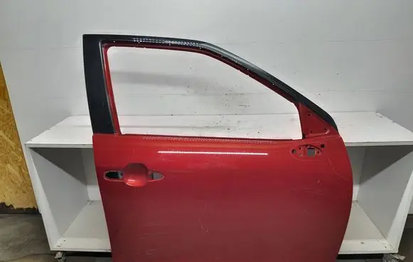 Toyota Yaris Cross Front door