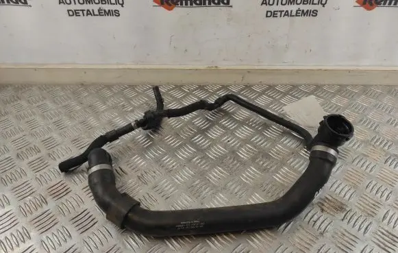 Volkswagen Tiguan Engine coolant pipe/hose 5N0122101BF