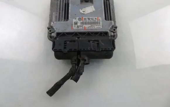 Volkswagen Golf V Engine control unit/module 0281014063 03G906021PP