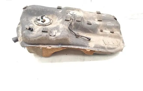 KIA Sportage Fuel tank 311002Y480 311102Y450