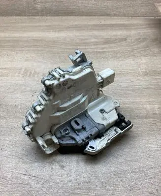 Audi A6 S6 C7 4G Front door lock 8J2837016C Rightside