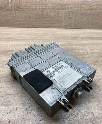 Audi A4 S4 B5 8D Engine control unit/module ECU 028906021GS 0281001738