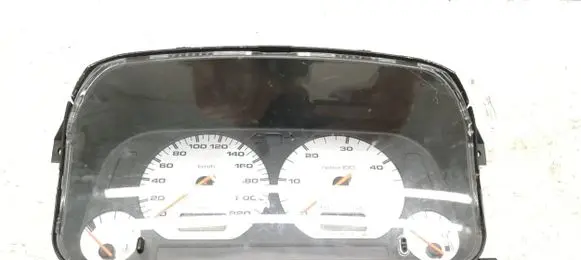Volkswagen Caddy Speedometer (instrument cluster) 87001323 88311235