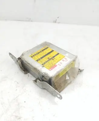 Subaru Impreza I Airbag control unit/module 98221FA160 1523002391