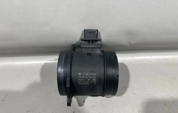 Porsche Cayenne (92A) Mass air flow meter 95860612500 0280218260 03H906461A