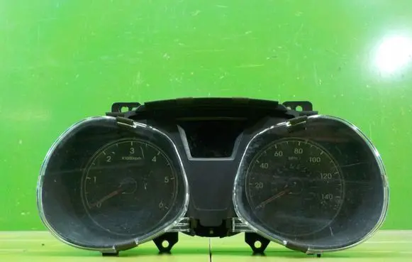 Hyundai ix20 Speedometer (instrument cluster) 940011K090