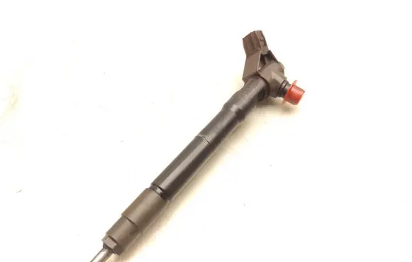 Mazda 6 Fuel injector SH0113H50