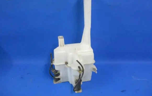 Hyundai ix35 Windshield washer fluid reservoir/tank 986102Y000 861002Z000