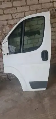 Door (2 Door Coupe)