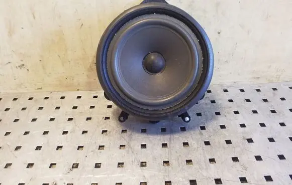 Seat Exeo (3R) Front door speaker 8E0035411