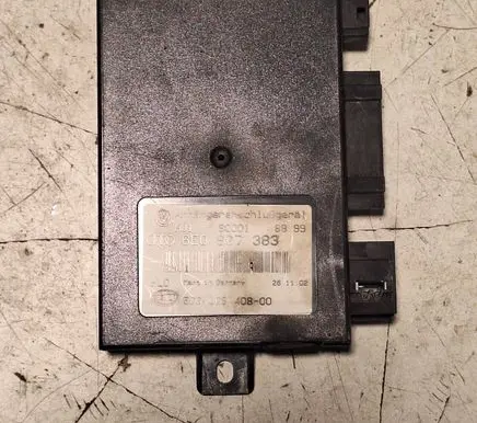 Audi A4 S4 B6 8E 8H Tow bar trailer control unit/module 5DS00840800 S0001 8E0907383