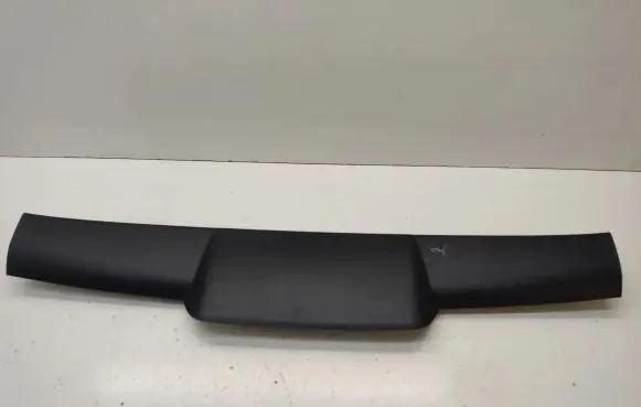 KIA Sportage Tailgate/trunk upper cover trim 817613U000