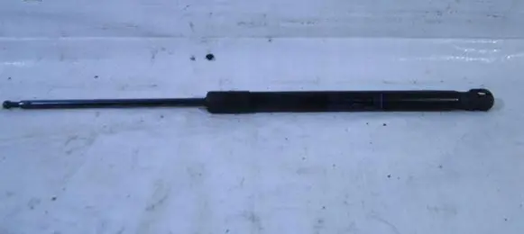 Opel Zafira C Tailgate strut 13349904