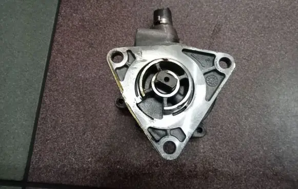 Fiat Punto (188) Vacuum pump 961109996