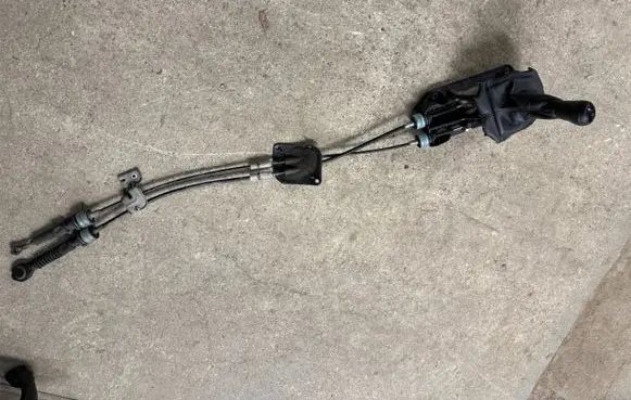 Suzuki Swift III Gear shifter/selector 52R00000