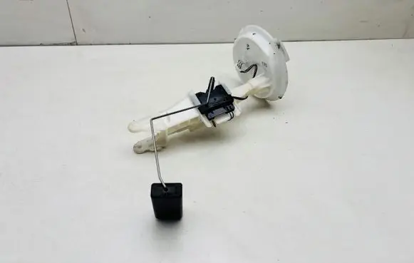 Audi Q3 8U Fuel level sensor 5N0919673Q