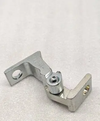 Volkswagen Golf Sportsvan Rear door upper hinge 8K0831402P A046574