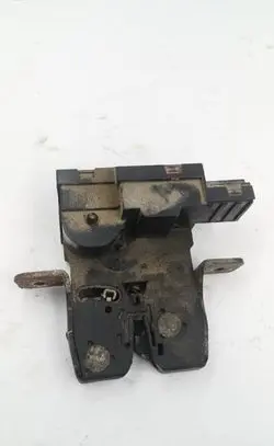 Renault Laguna II Tailgate/trunk/boot lock/catch/latch 8200000697b