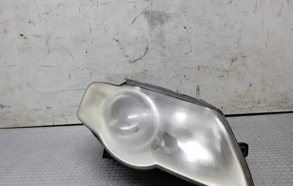 Volkswagen PASSAT B6 Headlight/headlamp 3C0941006