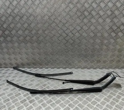 Mercedes-Benz Sprinter W907 W910 Windshield/front glass wiper blade A9108203400 A9108203500