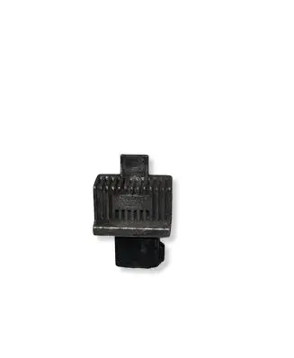 Renault Clio III Glow plug pre-heat relay 7700115078