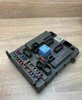 Lancia Phedra Fuse module 9649477480