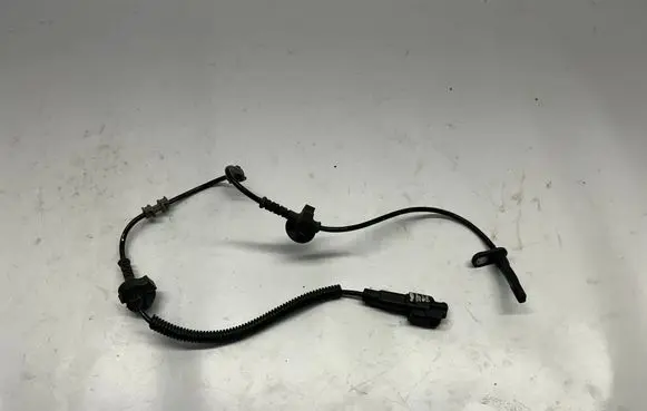 Chevrolet Camaro ABS brake wheel speed sensor 84256808