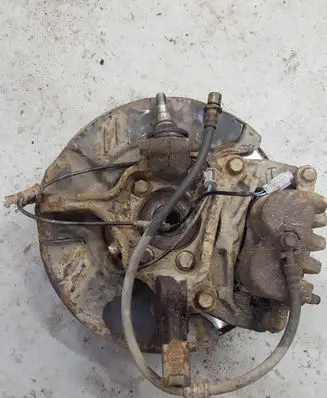 Subaru Forester SJ Front wheel hub spindle knuckle