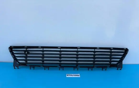 Opel Corsa C Front bumper lower grill OP0702801
