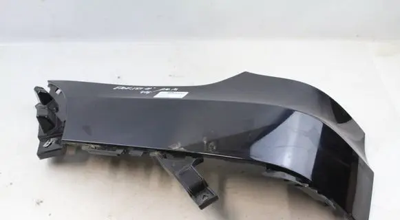 Rear bumper corner part panel trim
