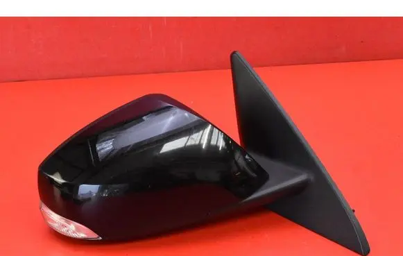 Renault Latitude (L70) Front door electric wing mirror