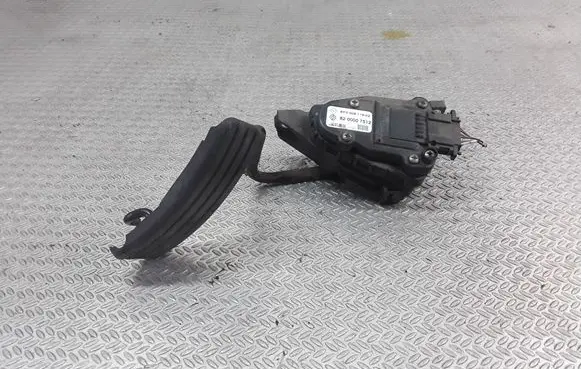 Renault Espace - Grand espace IV Accelerator throttle pedal 8200007512