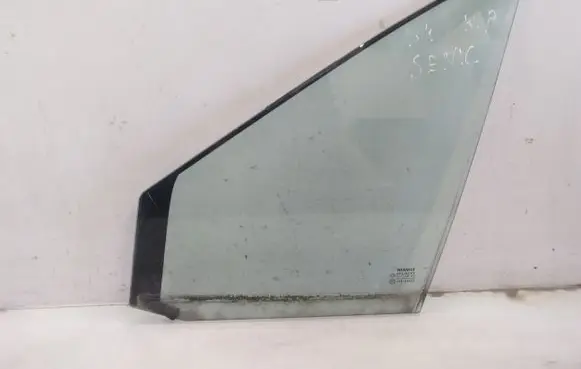Renault Scenic II - Grand scenic II Front door vent window glass four-door 43R00049