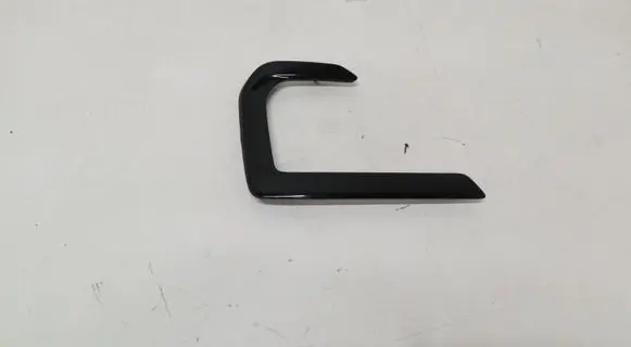 Front fog light trim/grill