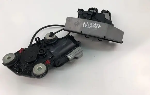 Volvo S90, V90 Tailgate/trunk/boot lock/catch/latch 31484599