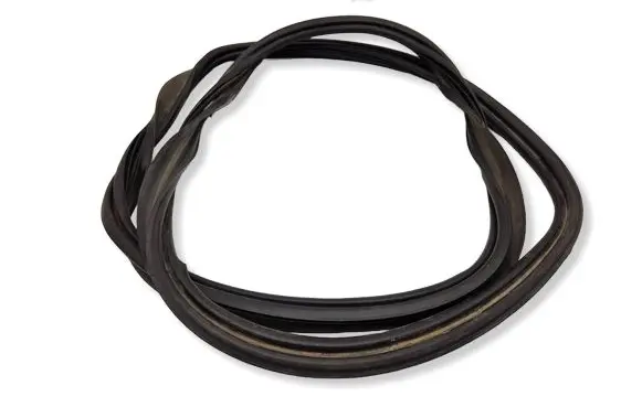 Volvo V70 Trunk rubber seal (body) 