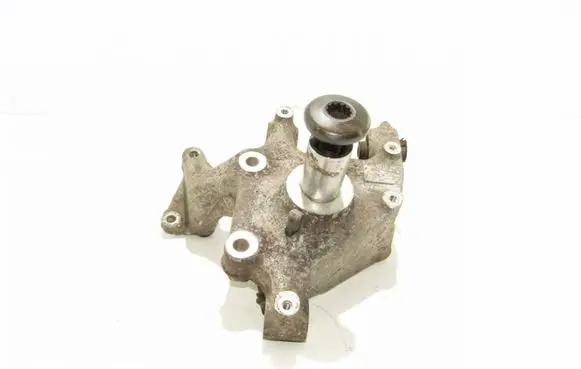 Volkswagen PASSAT B7 Rear wheel hub