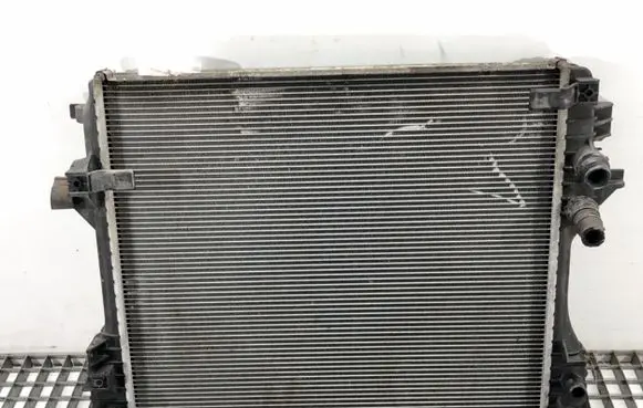 Coolant radiator