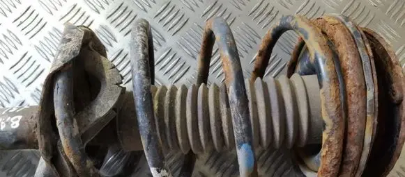 Suzuki Baleno EG Front coil spring