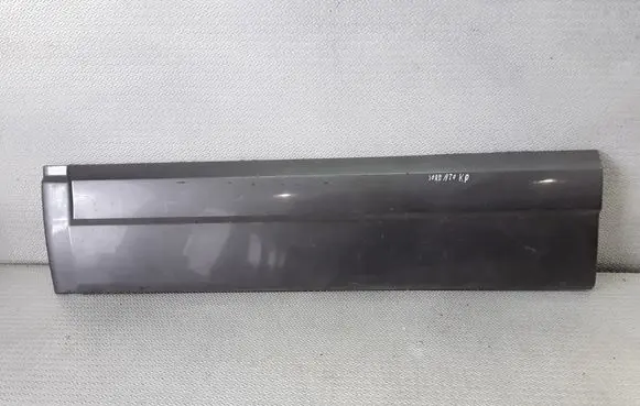 KIA Sorento Front door trim (molding) 877313E001