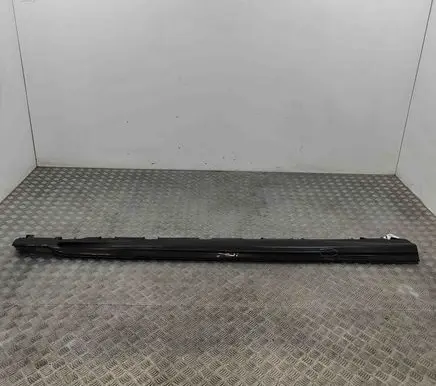BMW X6 G06 Sill 8091650