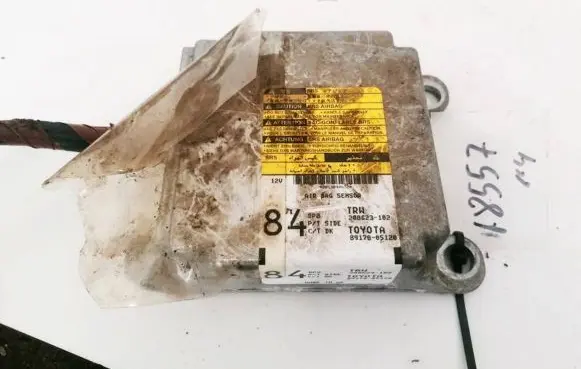 Toyota Avensis T250 Airbag control unit/module 8917005120 89170-05120