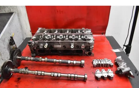 Mitsubishi ASX Engine head 4N13