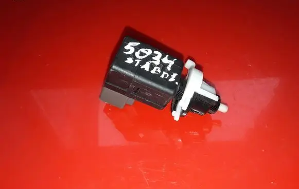 Hyundai i40 Brake pedal sensor switch NOCODE