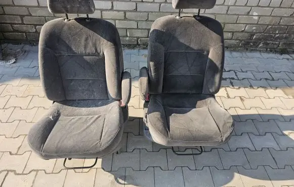 Seat set