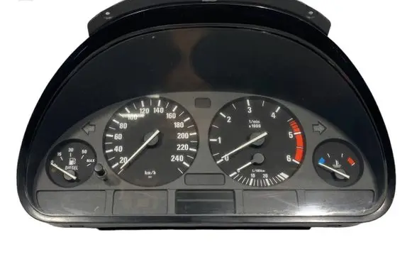 Speedometer (instrument cluster)